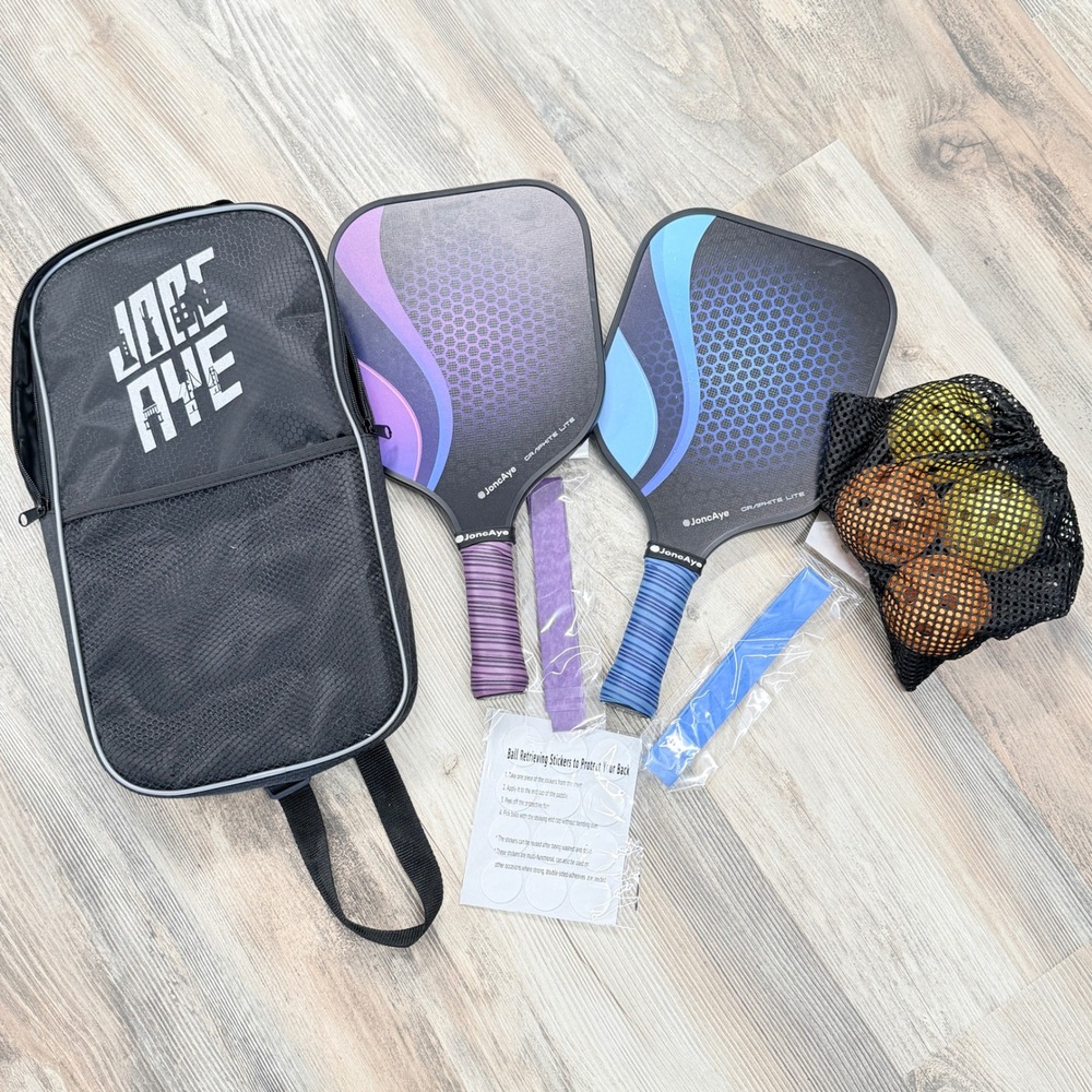 JoncAye Graphite Lite Pickleball Paddle Set 2 Paddles 4 Balls Bag Purple Blue EX